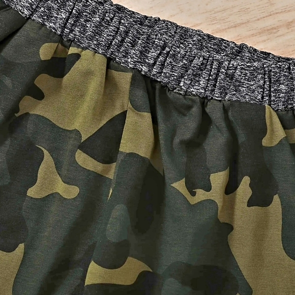 Boy's Toddler Jogging Outfit - Picture 3 of 4